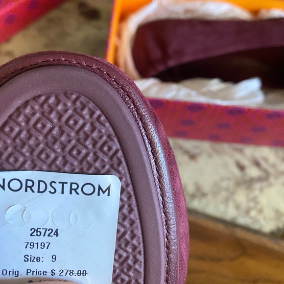 Brand new Tory Burch flat - Picture 8 of 8